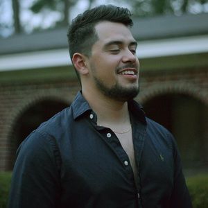 Meet your Posher, Cesar